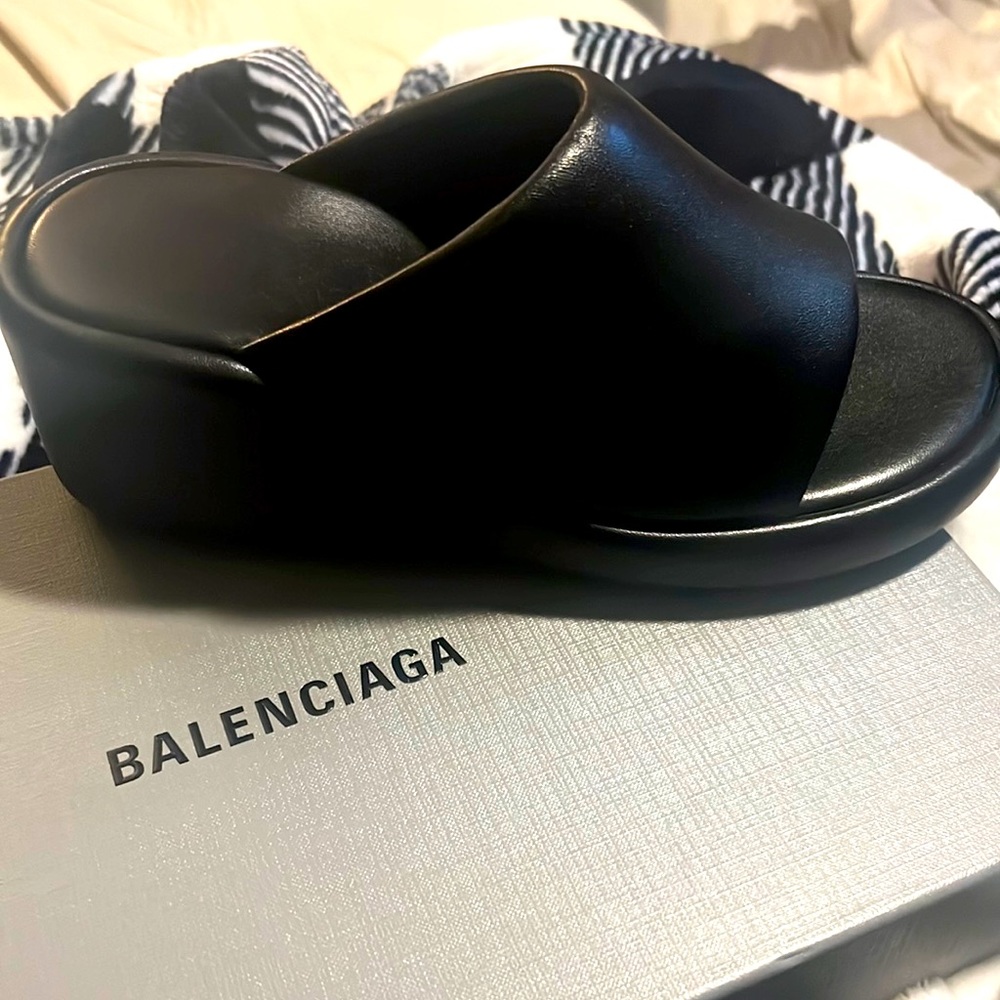 Balenciaga wedge slides black size 9 brand new never worn with dust bag